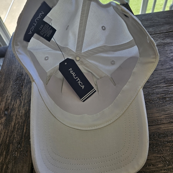 Nautica bright white hat NWT HR0200 - Picture 4 of 5